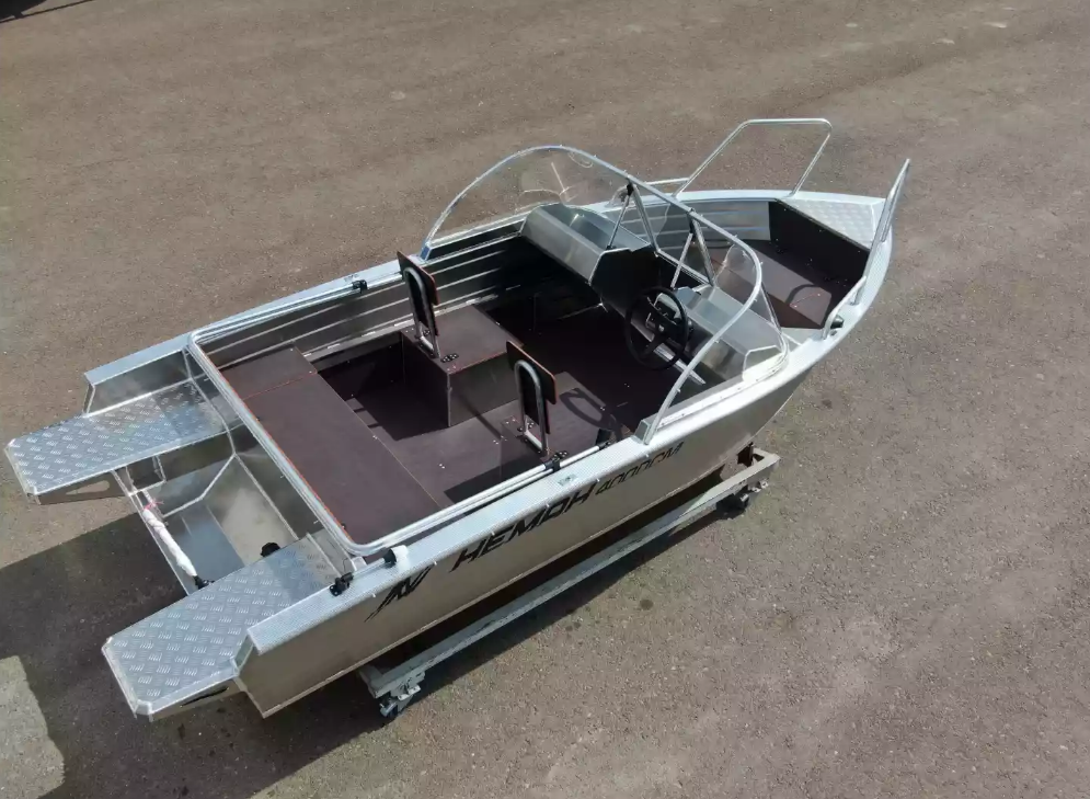 Алюминиевая лодка  Неман-400 DCM NEW в Сургуте
