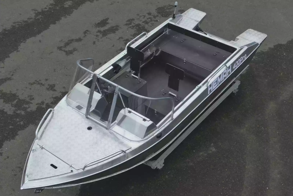 Алюминиевая лодка  Neman-400 PRO в Сургуте
