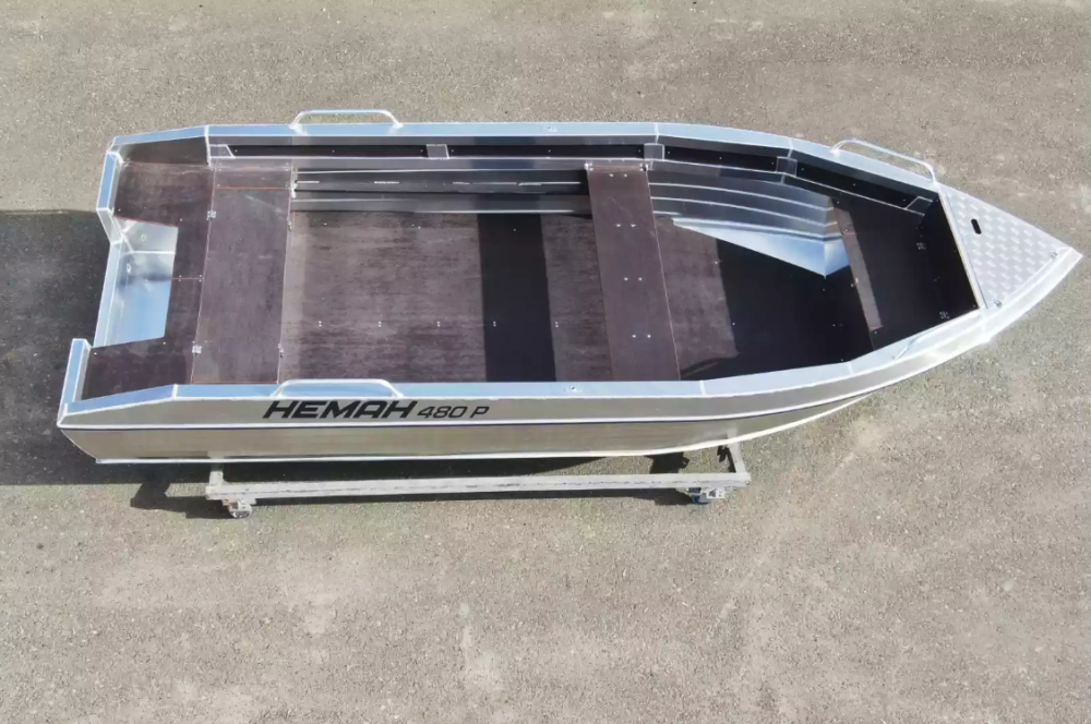 Алюминиевая лодка  Неман-480 Р в Сургуте