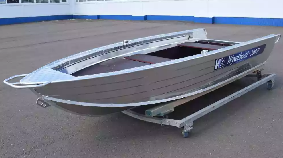 Алюминиевая лодка Wyatboat-390Р Fish в Сургуте