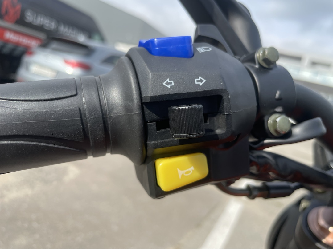 Мопед PROMAX CB150R (49) в Сургуте