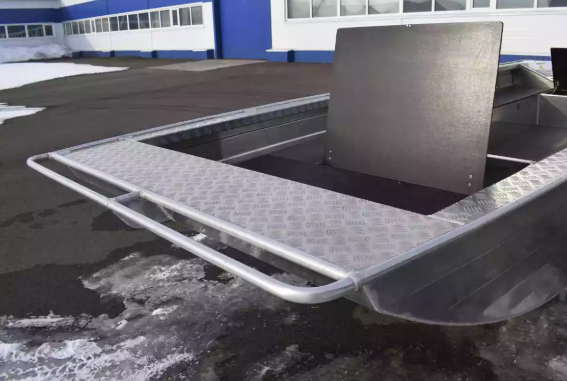 Алюминиевая лодка Wyatboat-490 Jonboat в Сургуте