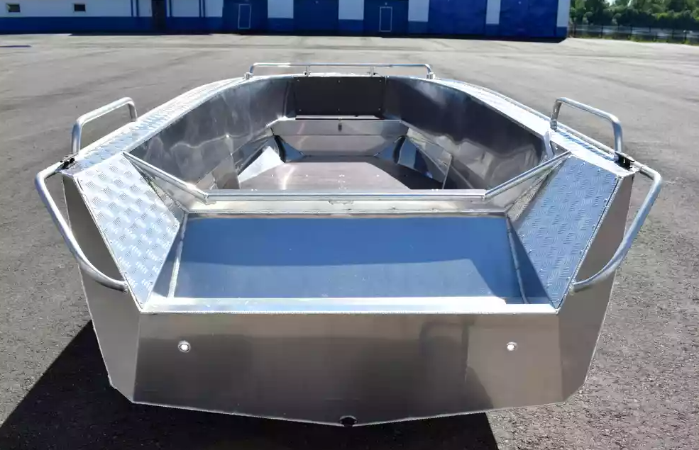 Алюминиевая лодка Wyatboat-490 P в Сургуте
