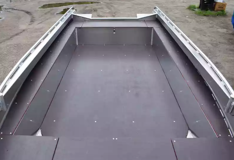 Алюминиевая лодка  Wyatboat-430 Master в Сургуте