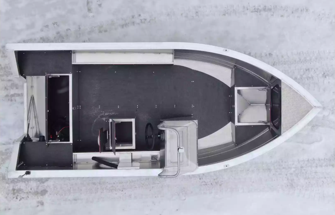 Алюминиевая лодка Неман-400 С в Сургуте