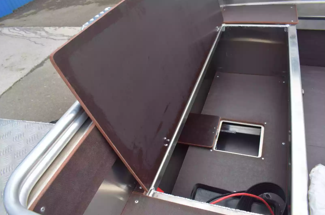 Алюминиевая лодка  Неман-400 DCM NEW в Сургуте