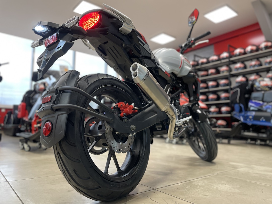 Мопед PROMAX CB150R (49) в Сургуте