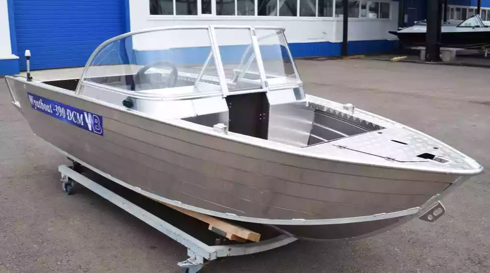 Алюминиевая лодка Wyatboat-390 DCM Увеличенный борт в Сургуте