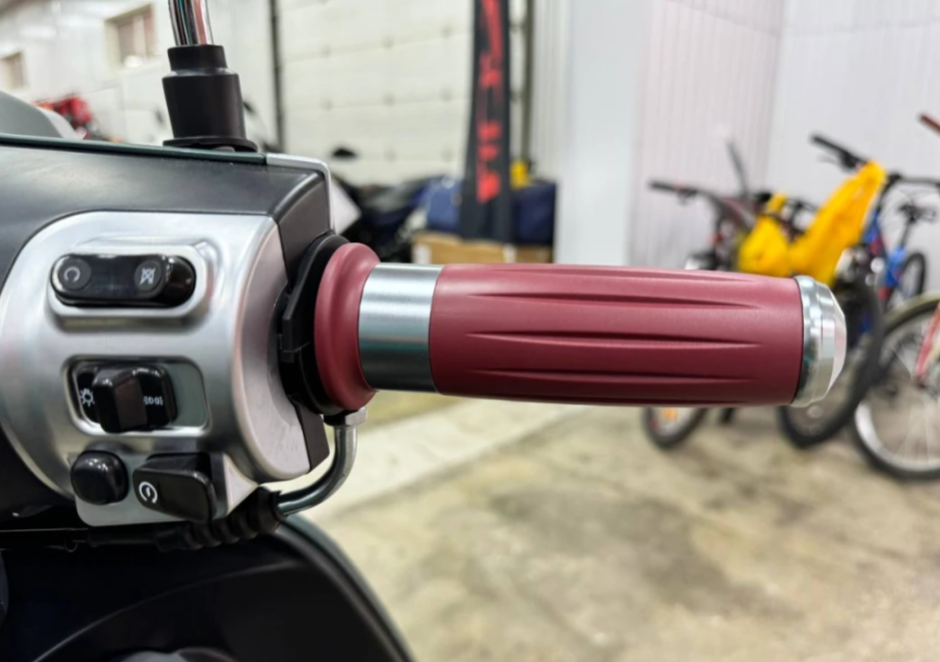 Скутер PROMAX Miami 240 (49) в Сургуте