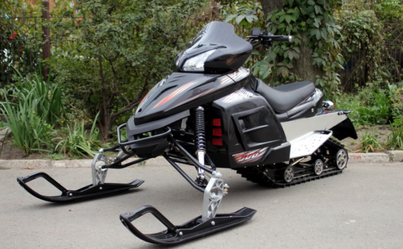 Снегоход Snow Fighter SF-300 в Сургуте