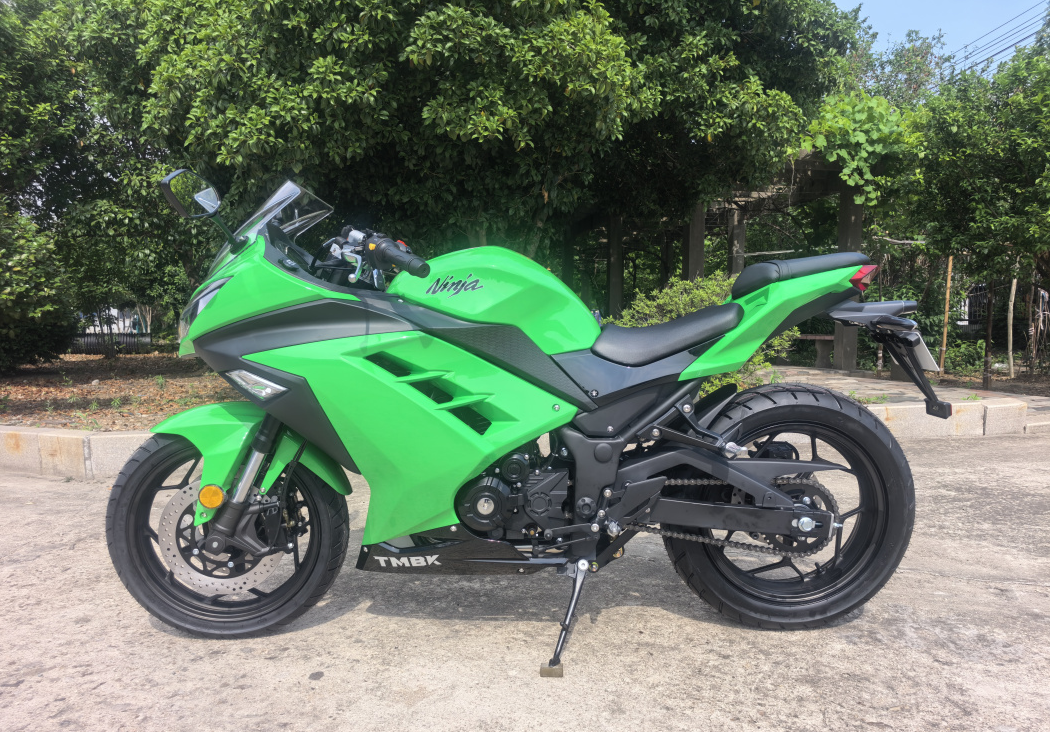 Мотоцикл TMBK Ninja 400cc в Сургуте