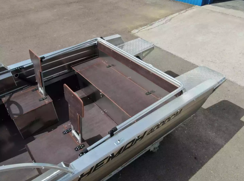 Алюминиевая лодка  Неман-400 DCM NEW в Сургуте