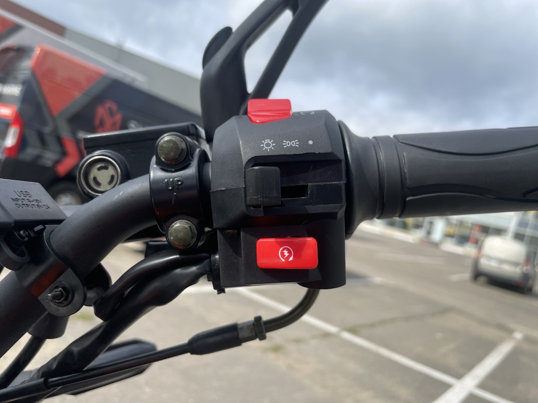 Мопед PROMAX CB150R (49) в Сургуте