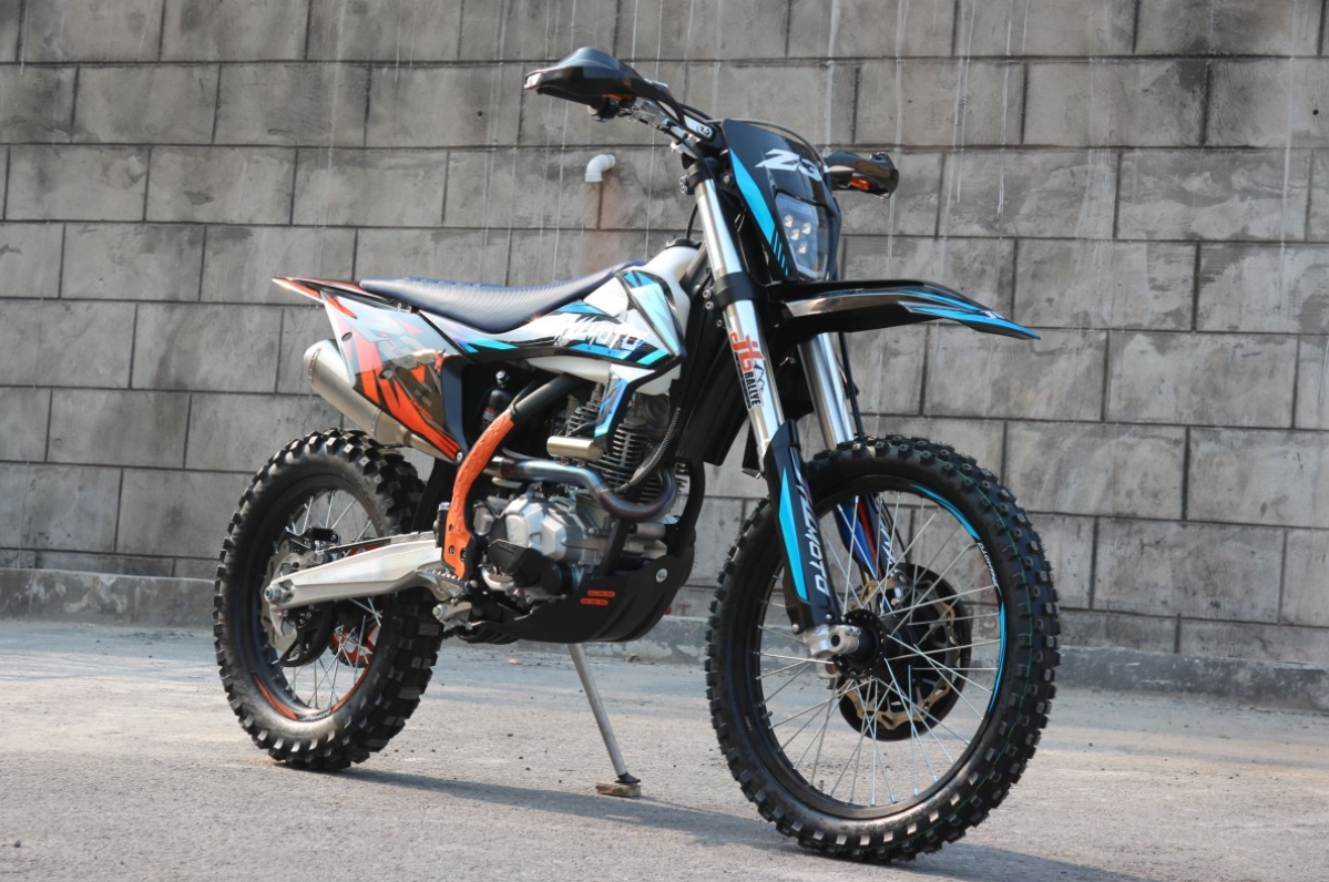 Мотоцикл JHLMOTO JHL Z3 CB250 (172FMM-3A) в Сургуте