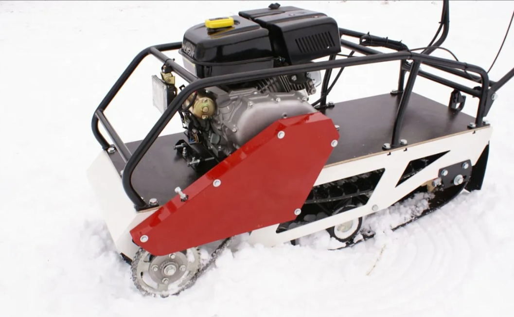 Мотобуксировщик БТС «МАЛЕК» 380/7 БЕЗ э/зап. Б/У в Сургуте