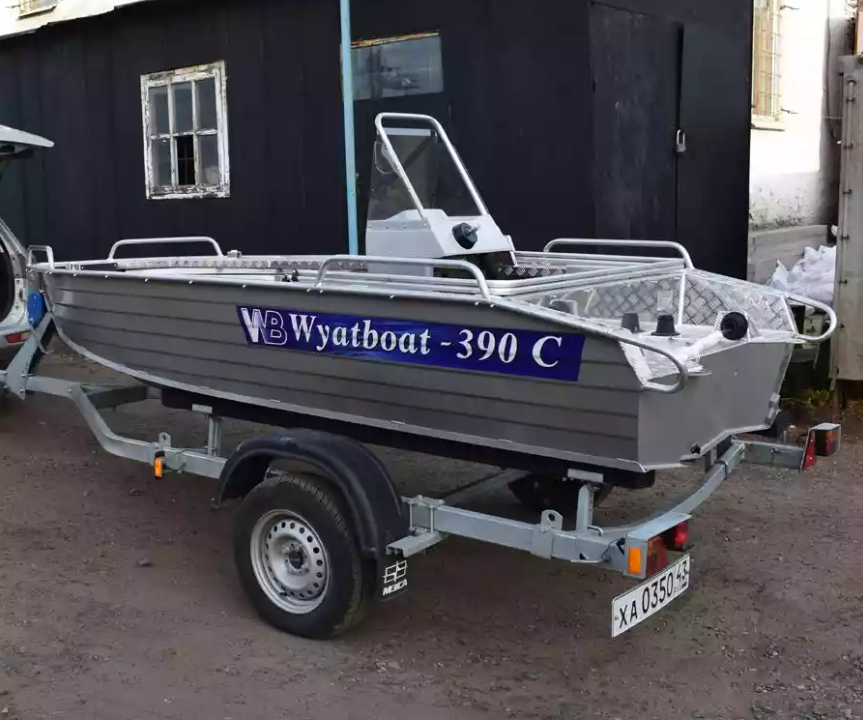 Алюминиевая лодка Wyatboat-390 C в Сургуте