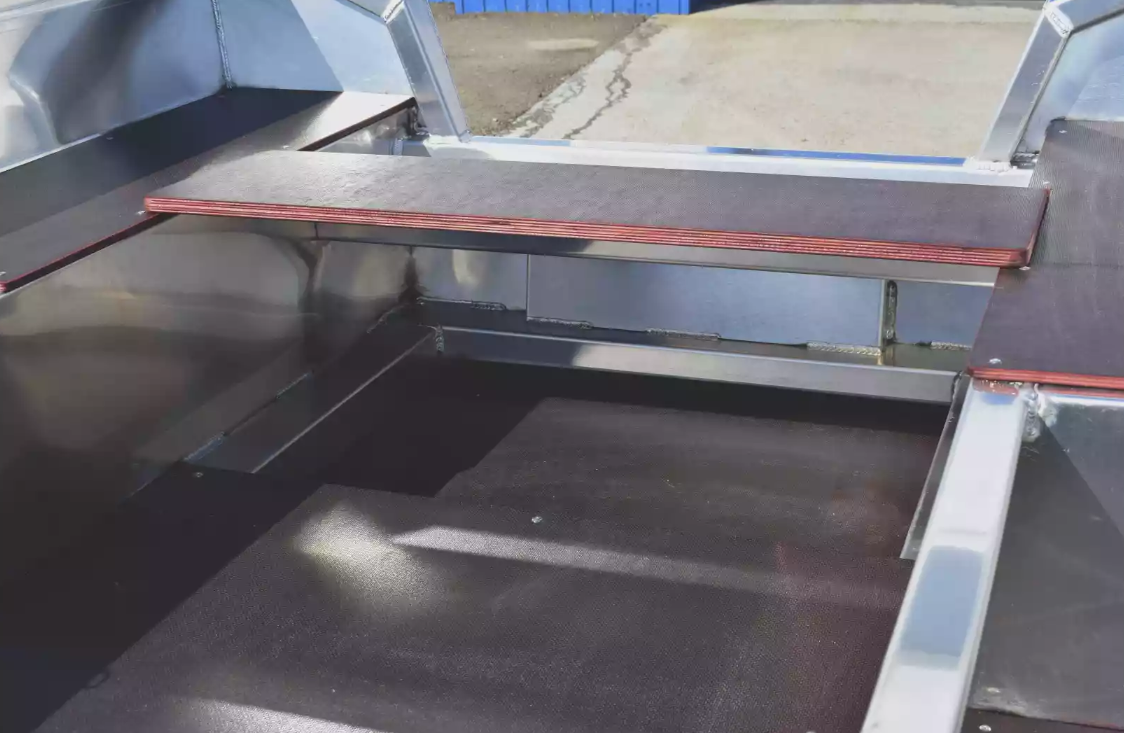 Алюминиевая лодка Неман-400 Р PRO в Сургуте