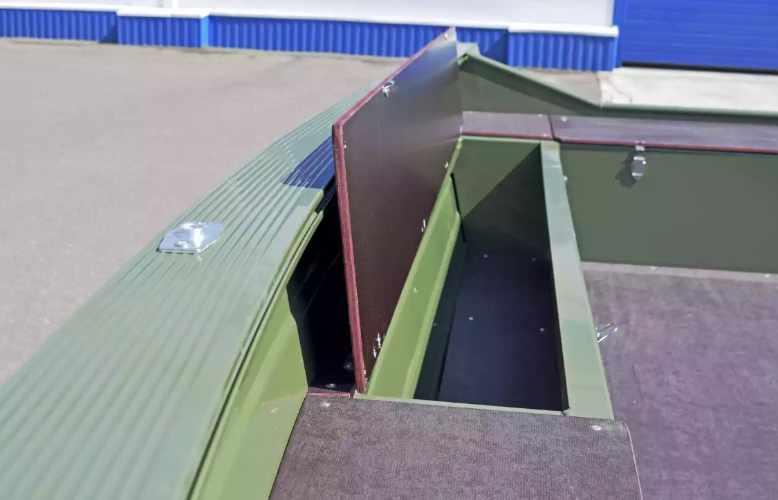 Алюминиевая лодка  Wyatboat-430 Master Fish в Сургуте