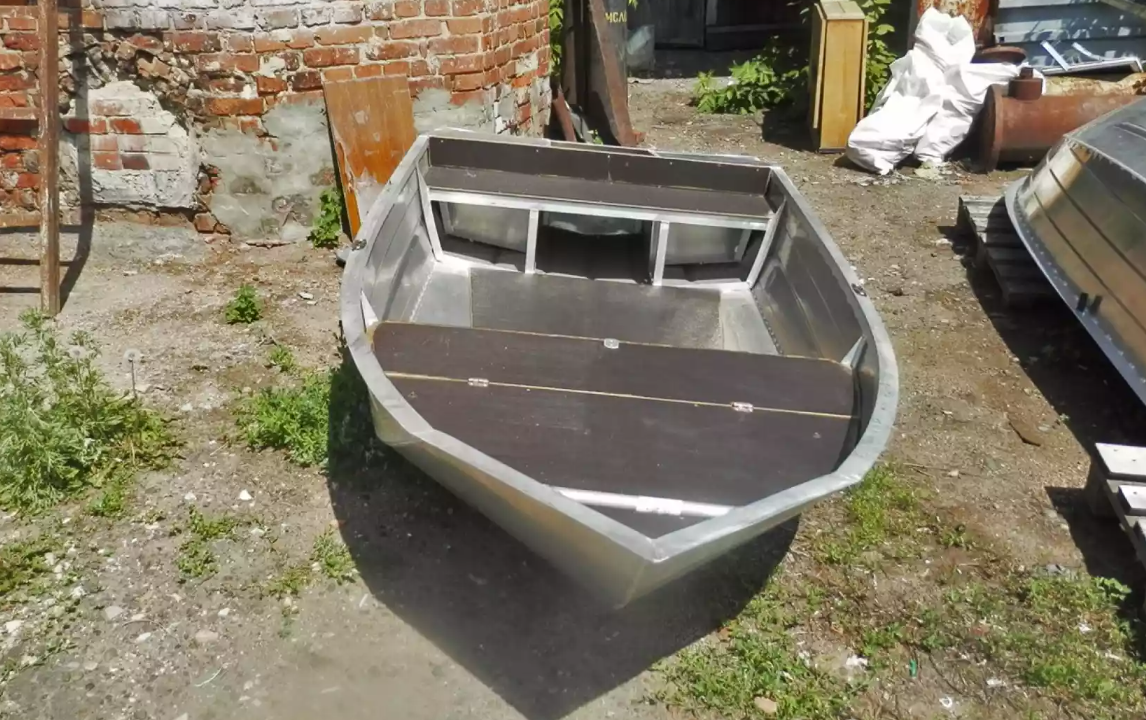 Алюминиевая лодка Вятка-Профи Вариант в Сургуте