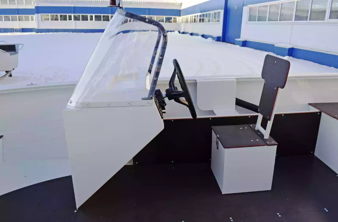 Алюминиевая лодка Неман-400 С в Сургуте