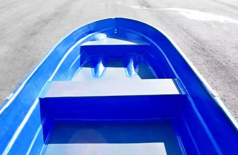 Стеклопластиковая лодка Neman-340 (тримаран) в Сургуте