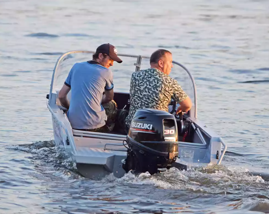 Алюминиевая лодка Wyatboat-390 DCM в Сургуте