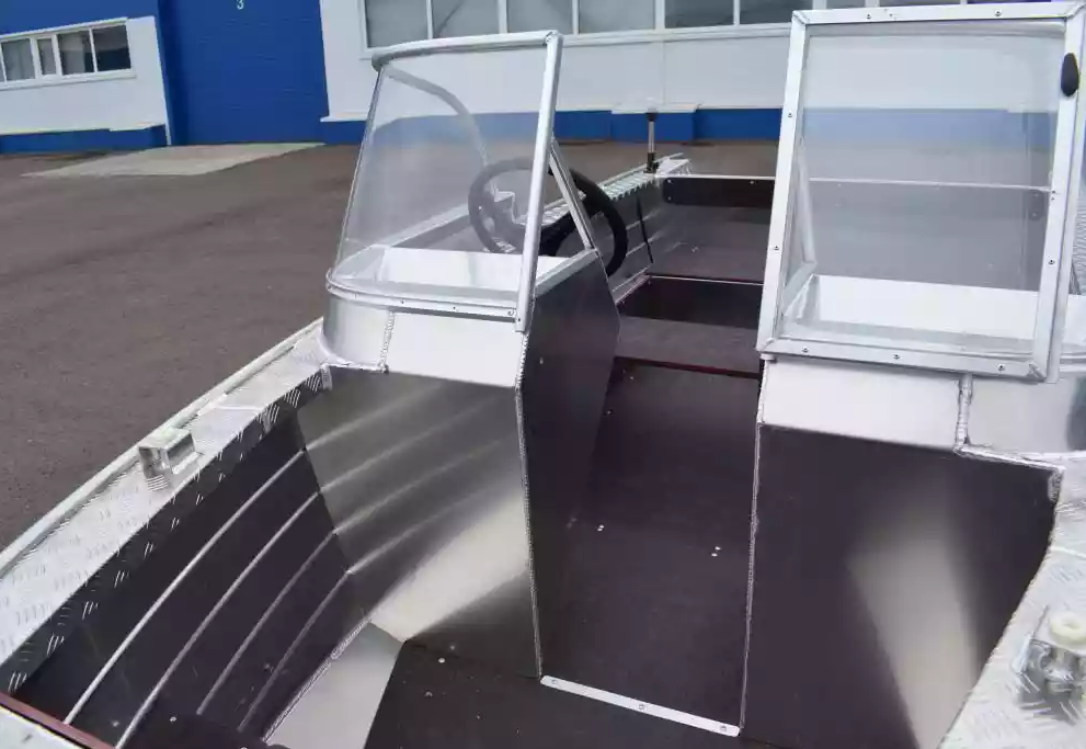 Алюминиевая лодка Wyatboat-390 DCM Увеличенный борт в Сургуте