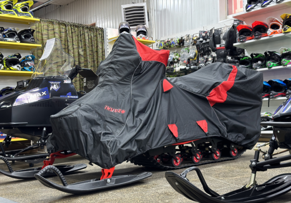 Чехол транспорт. снегохода IKUDZO HUNTER черно-красный Оксфорд ПРЕМИУМ качества с лого IKUDZO в Сургуте