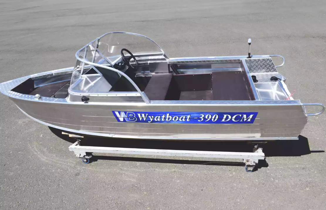 Алюминиевая лодка Wyatboat-390 DCM в Сургуте