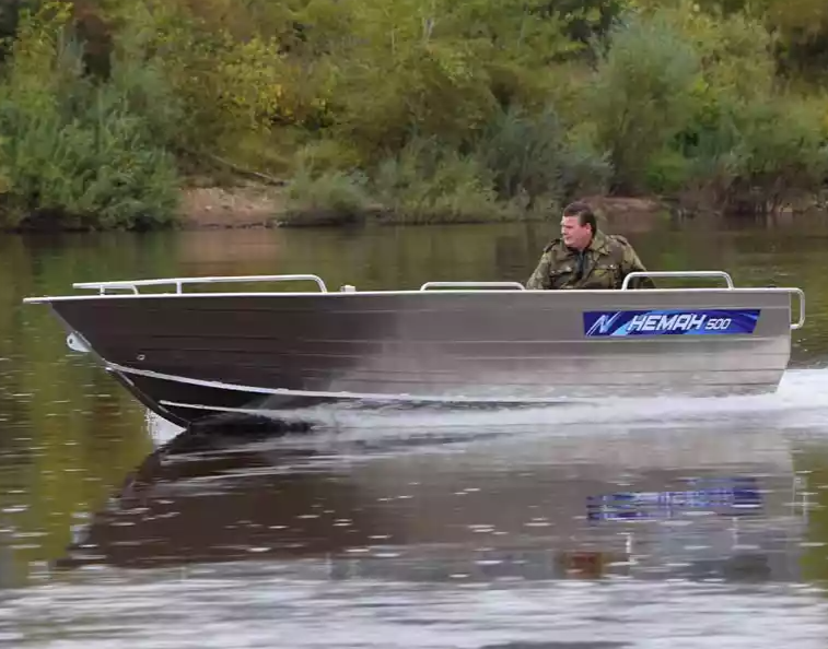 Алюминиевая лодка Неман-500 P в Сургуте