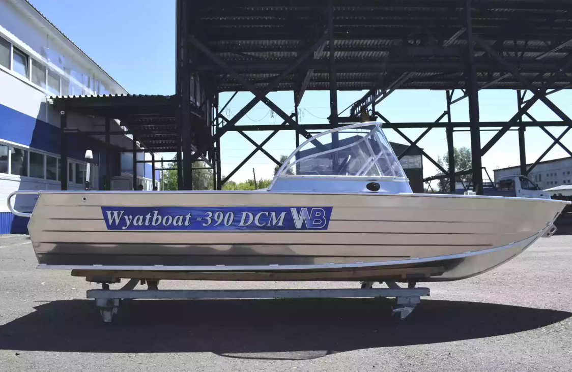 Алюминиевая лодка Wyatboat-390 DCM в Сургуте