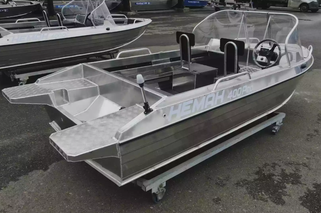 Алюминиевая лодка  Neman-400 PRO в Сургуте