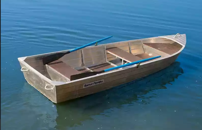 Алюминиевая лодка Вятка-Профи 37 в Сургуте