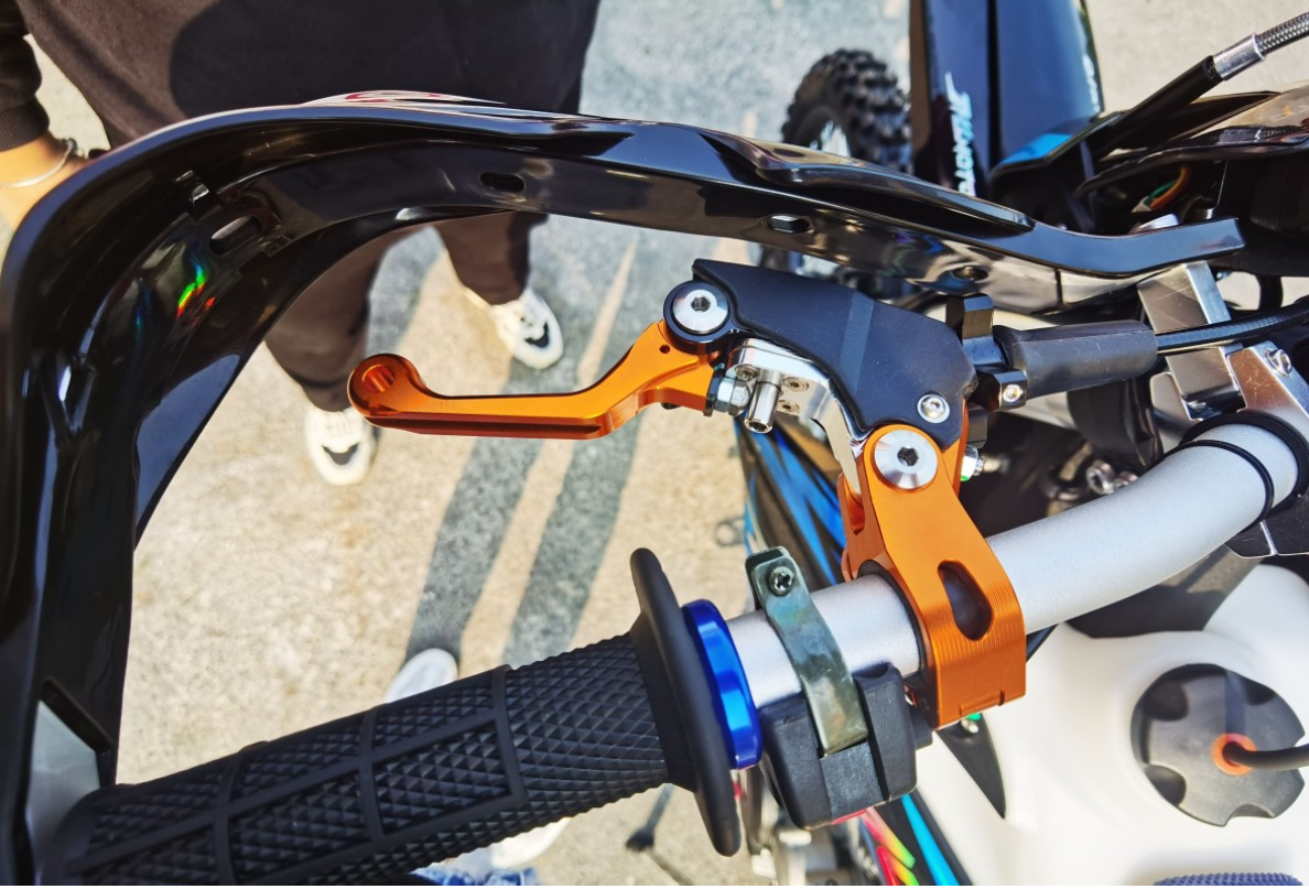 Мотоцикл JHLMOTO JHL Z3 CB250 (172FMM-3A) в Сургуте