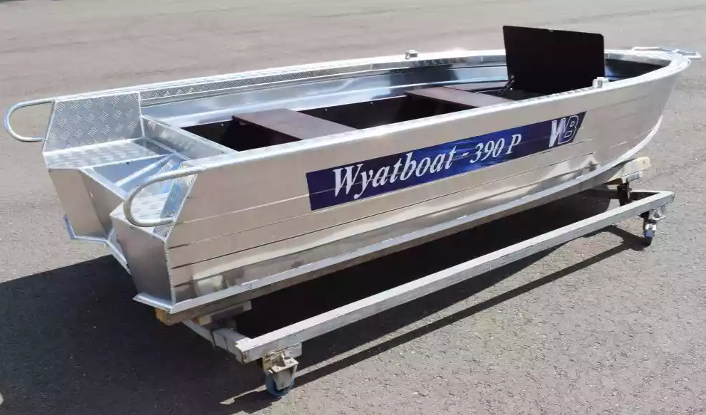 Алюминиевая лодка Wyatboat-390Р Fish в Сургуте