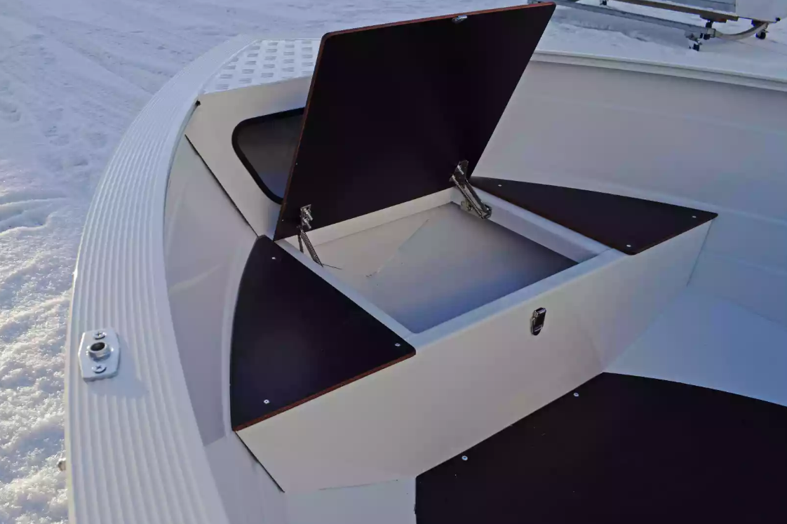 Алюминиевая лодка Неман-400 С в Сургуте