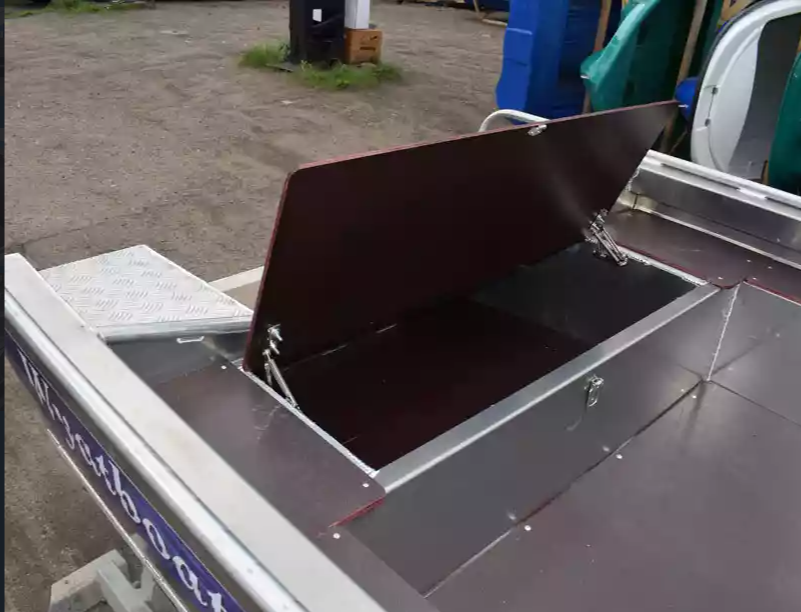 Алюминиевая лодка  Wyatboat-430 Master в Сургуте