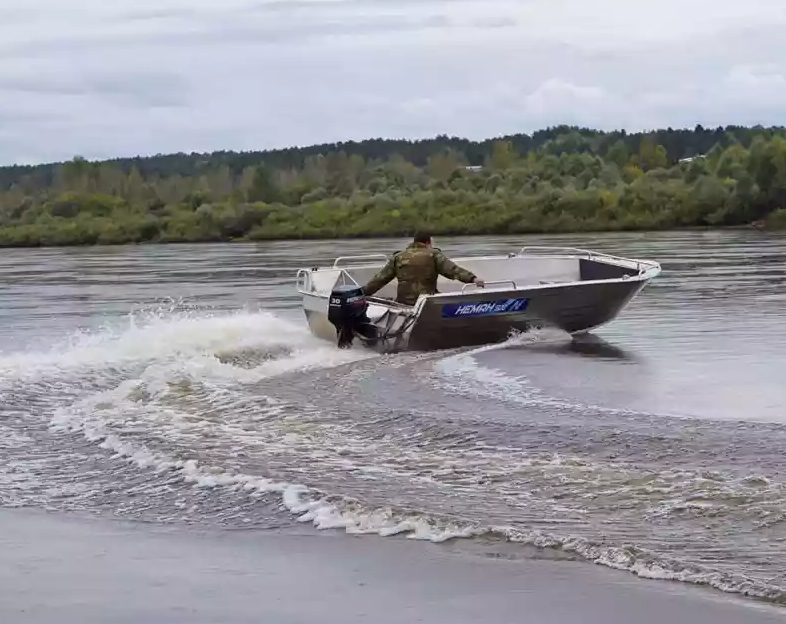 Алюминиевая лодка Неман-500 P в Сургуте