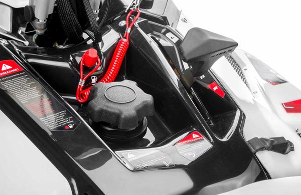 Снегоход STELS SA800R (L LUX WT) ВИТЯЗЬ 2.0 К01 Tech в Сургуте