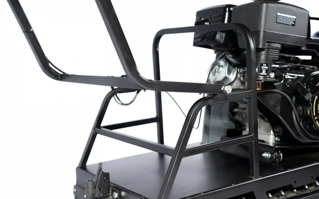 Мотобуксировщик БУРЛАК-M2 LFK 20 л.с. Промысловик в Сургуте