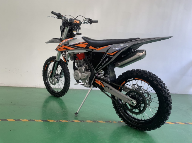 Мотоцикл JHLMOTO JHL LX4 CB300RL (175FMN) в Сургуте