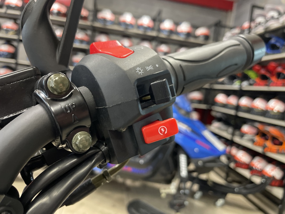 Мопед PROMAX CB150R (49) в Сургуте