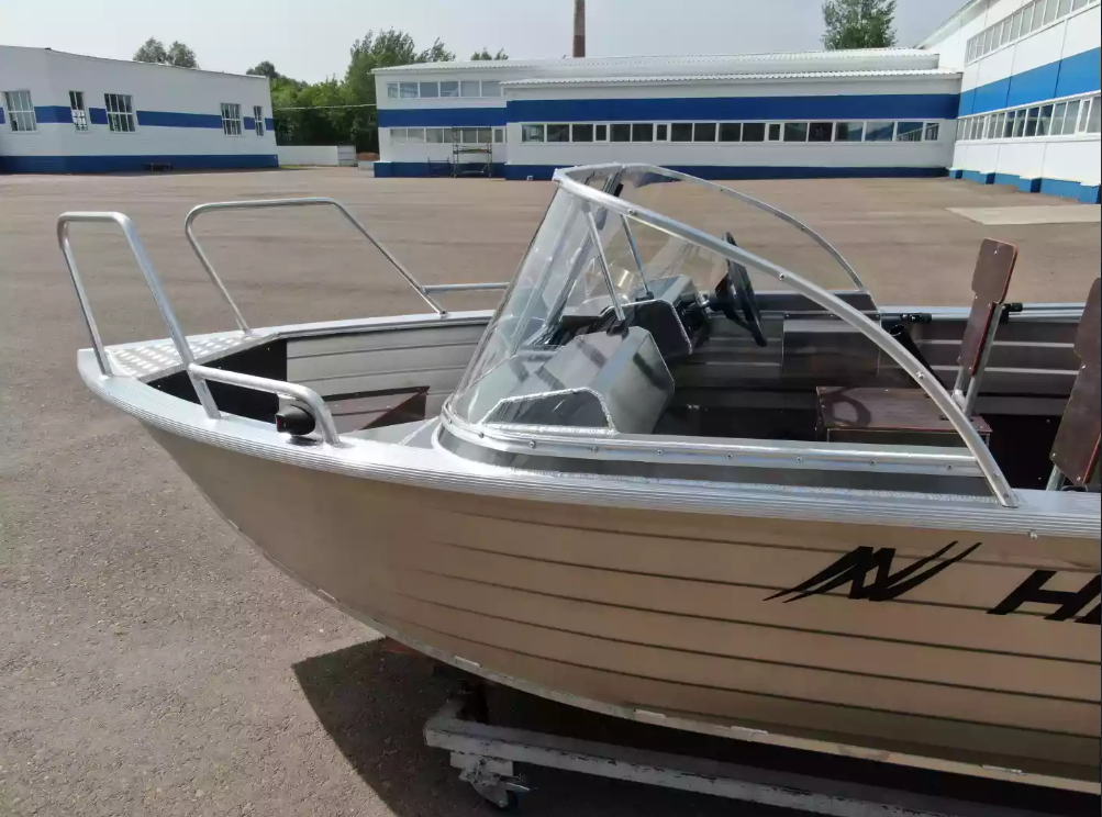 Алюминиевая лодка  Неман-400 DCM NEW в Сургуте