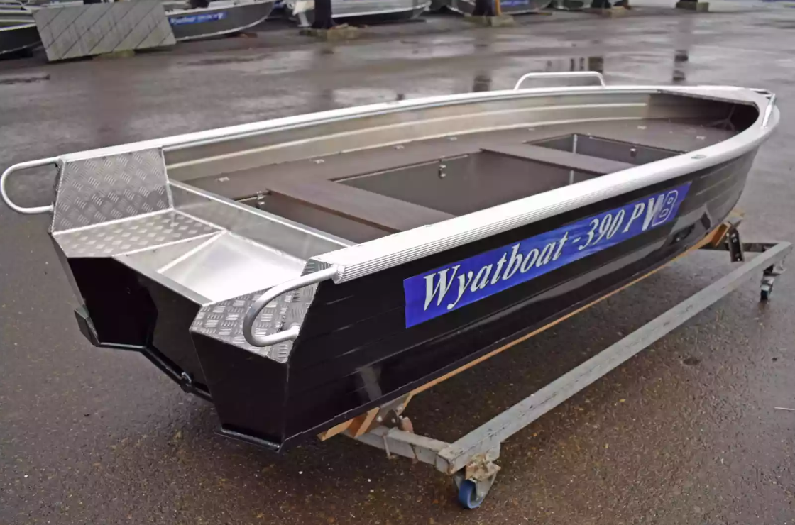 Алюминиевая лодка Wyatboat-390РМ в Сургуте