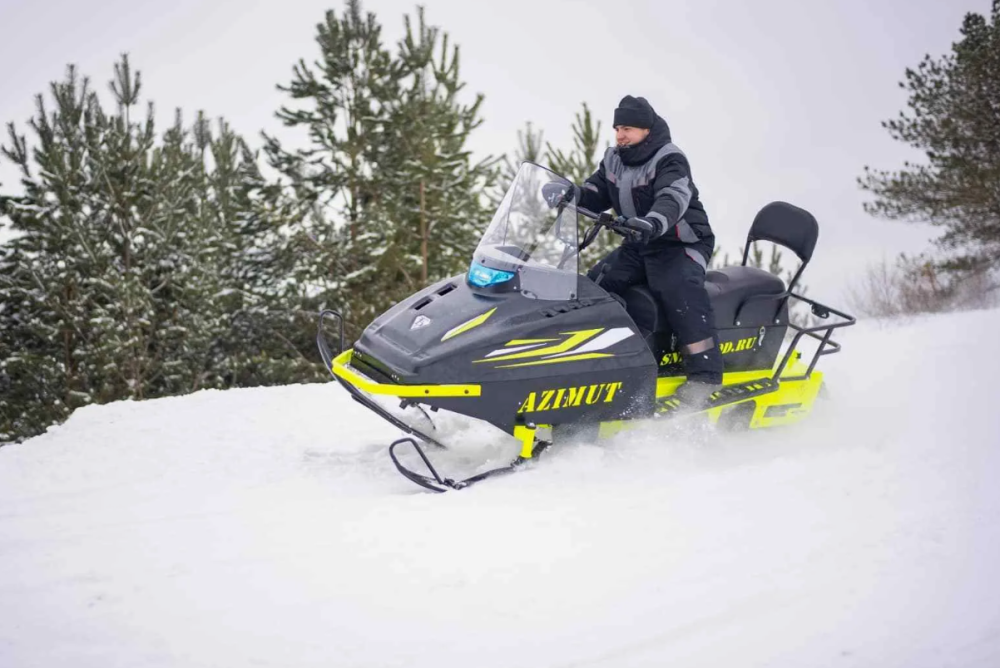 Миниснегоход Бурлак Азимут 24 л.с. , эл.запуск, реверс, тормоз гидравл, капот черный в Сургуте