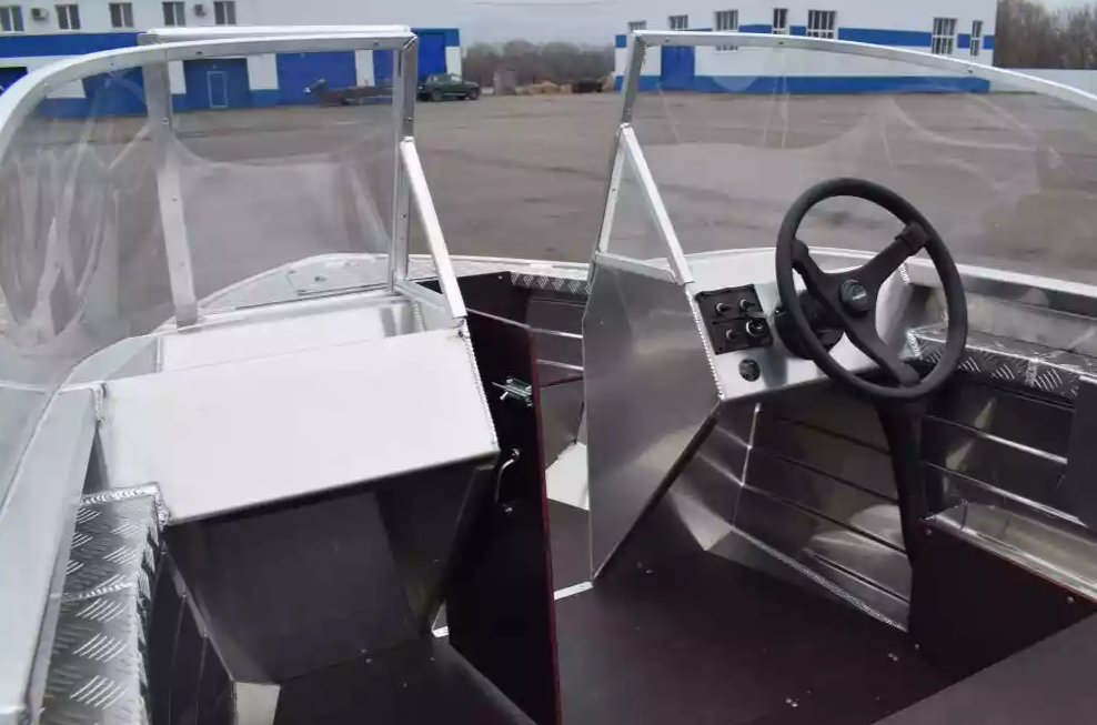 Алюминиевая лодка Wyatboat-390 DCM Увеличенный борт в Сургуте