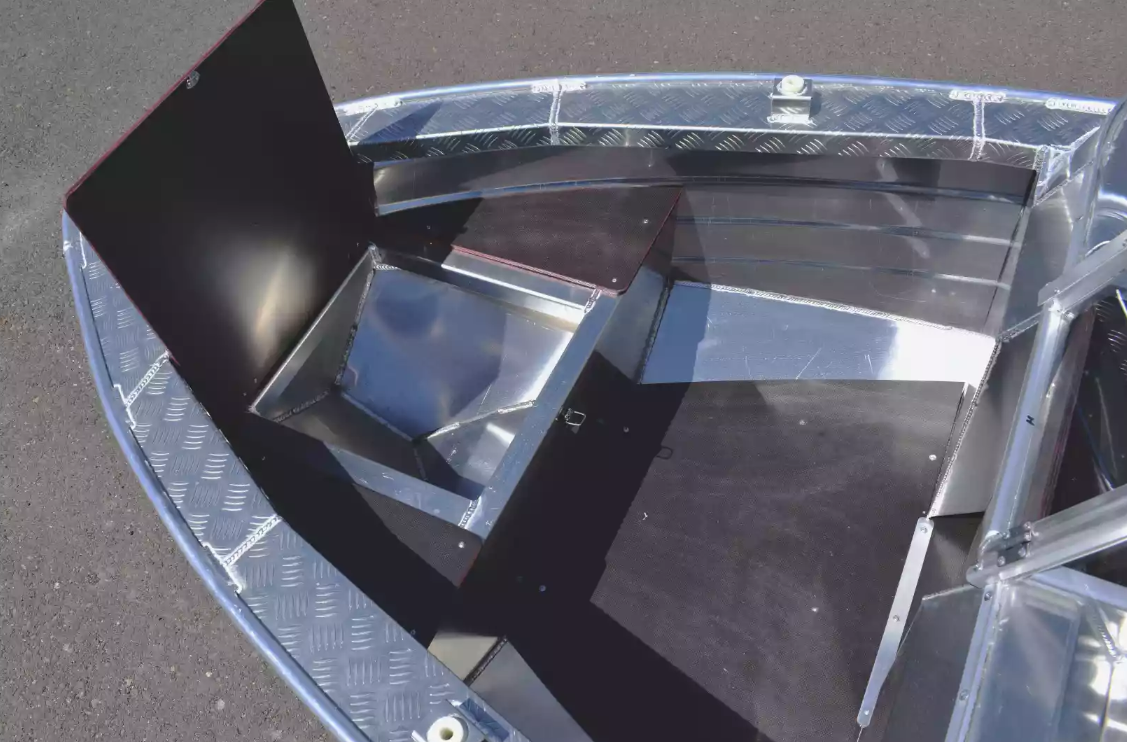 Алюминиевая лодка Wyatboat-390 DCM в Сургуте