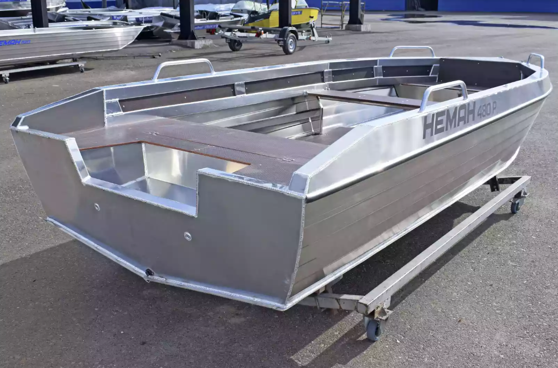 Алюминиевая лодка  Неман-480 Р в Сургуте