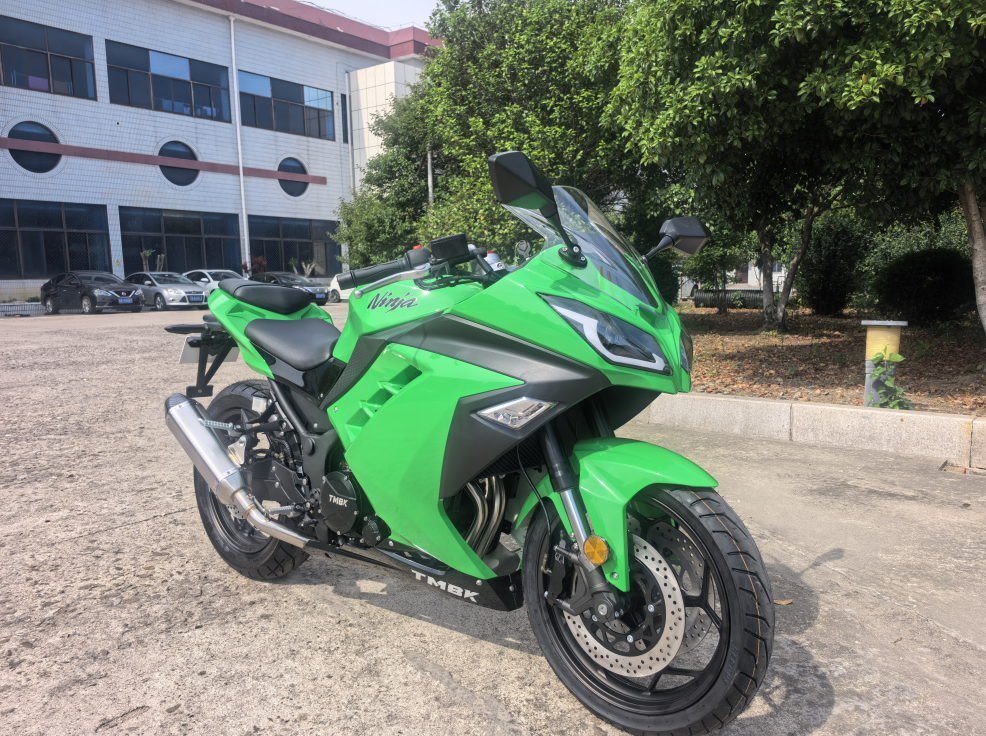 Мотоцикл TMBK Ninja 400cc в Сургуте