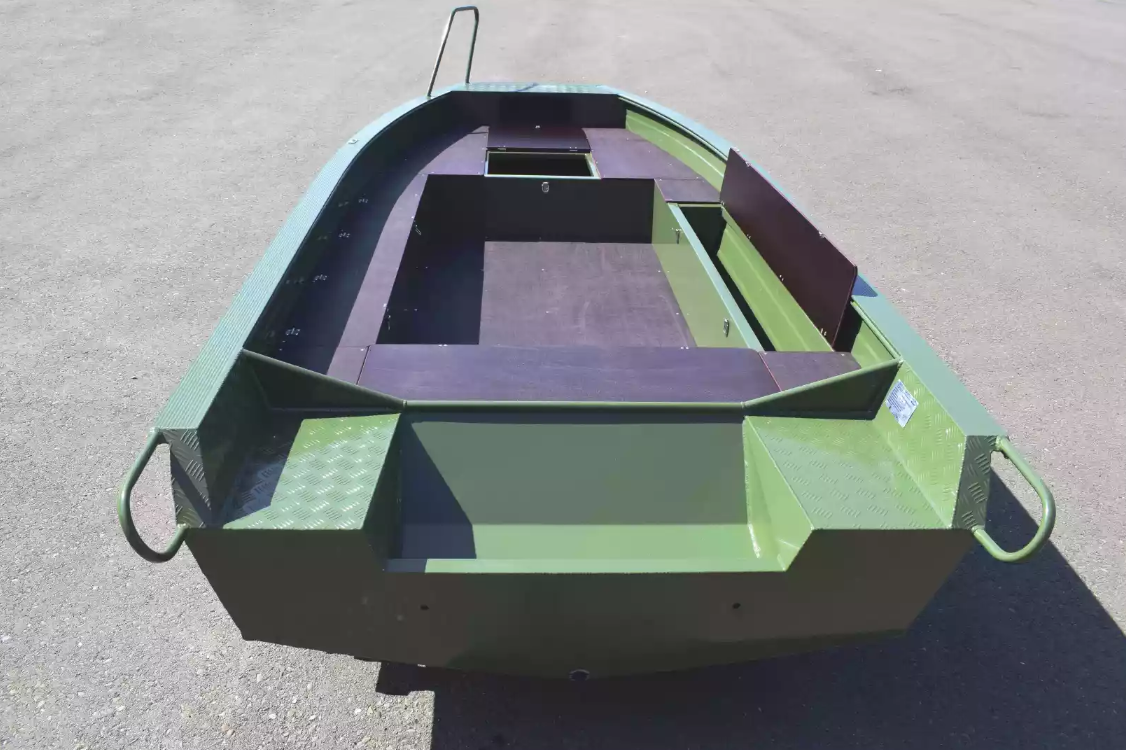 Алюминиевая лодка  Wyatboat-430 Master Fish в Сургуте
